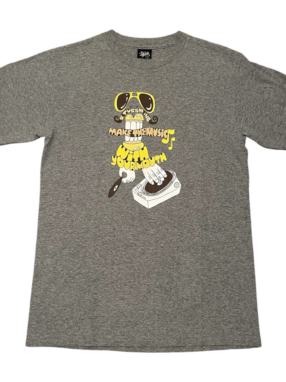 Gray Graphic Tee with Yellow Print - Stussy Men’s Shirt